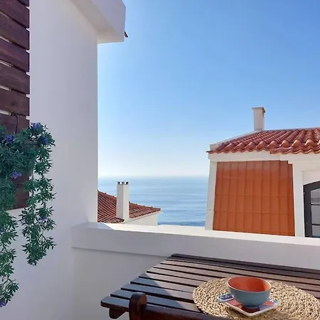 Apartment Oceans Window *